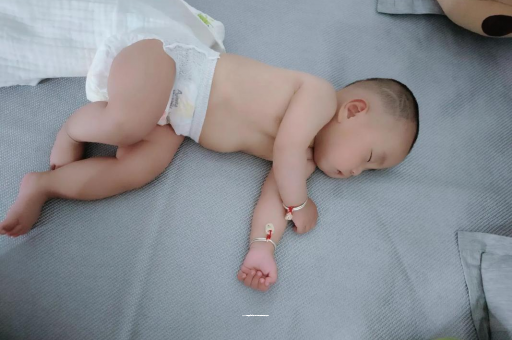 长兴宝宝口水多怎么回事
